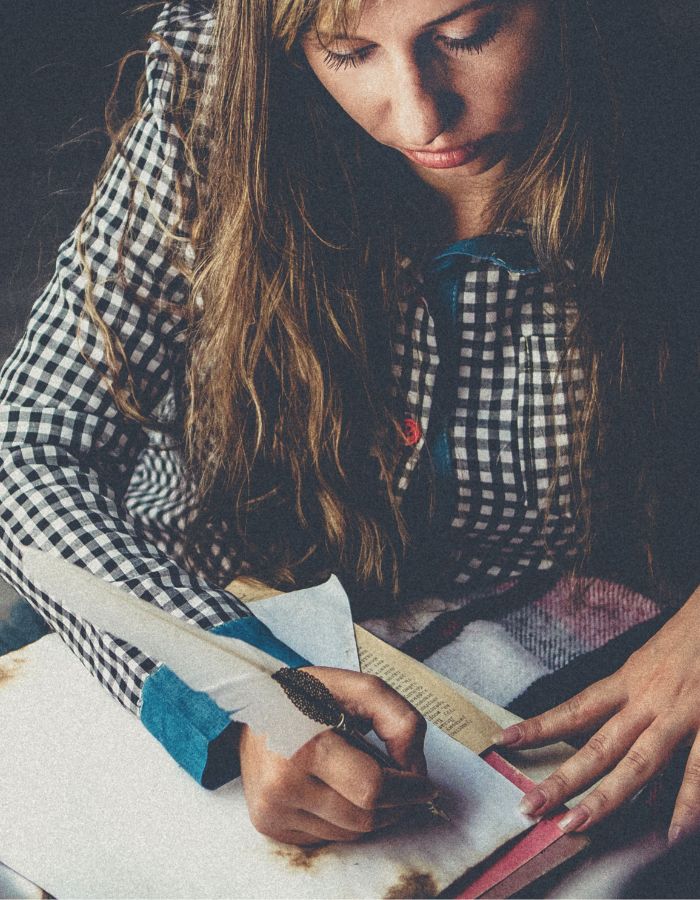 Θεραπευτική δημιουργική γραφή